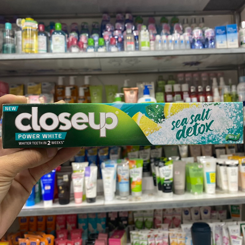 Kem Đánh Răng Close-up 180g