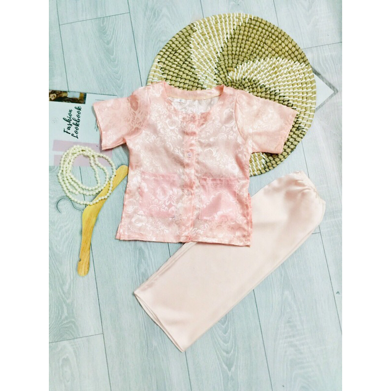 Bộ bà ba gấm cho bé