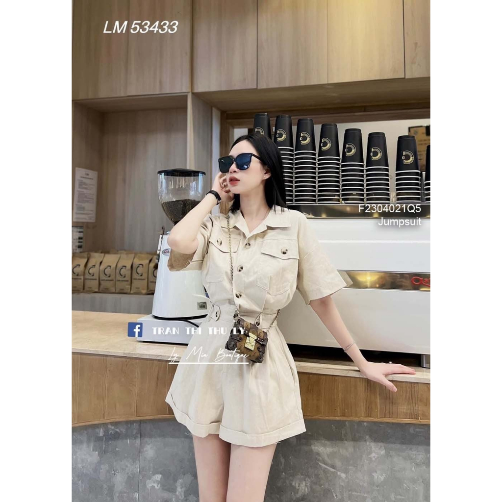 Jumpsuit short cổ bẻ đắp túi tay ngắn