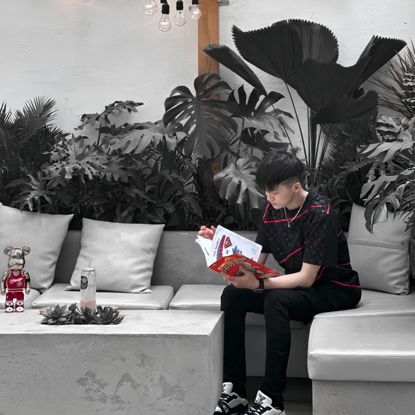 Áo Phông In Họa Tiết LV Dáng Rộng Cho Nam Nữ | BigBuy360 - bigbuy360.vn