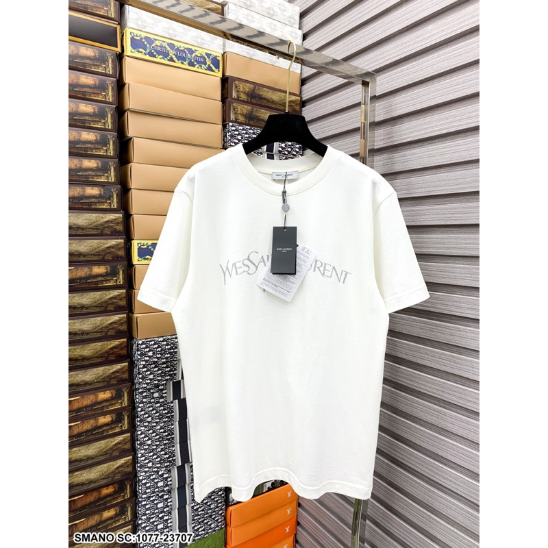 Áo Thun Cổ Tròn YSL In Chữ Kim Tuyến • MinWay Store
