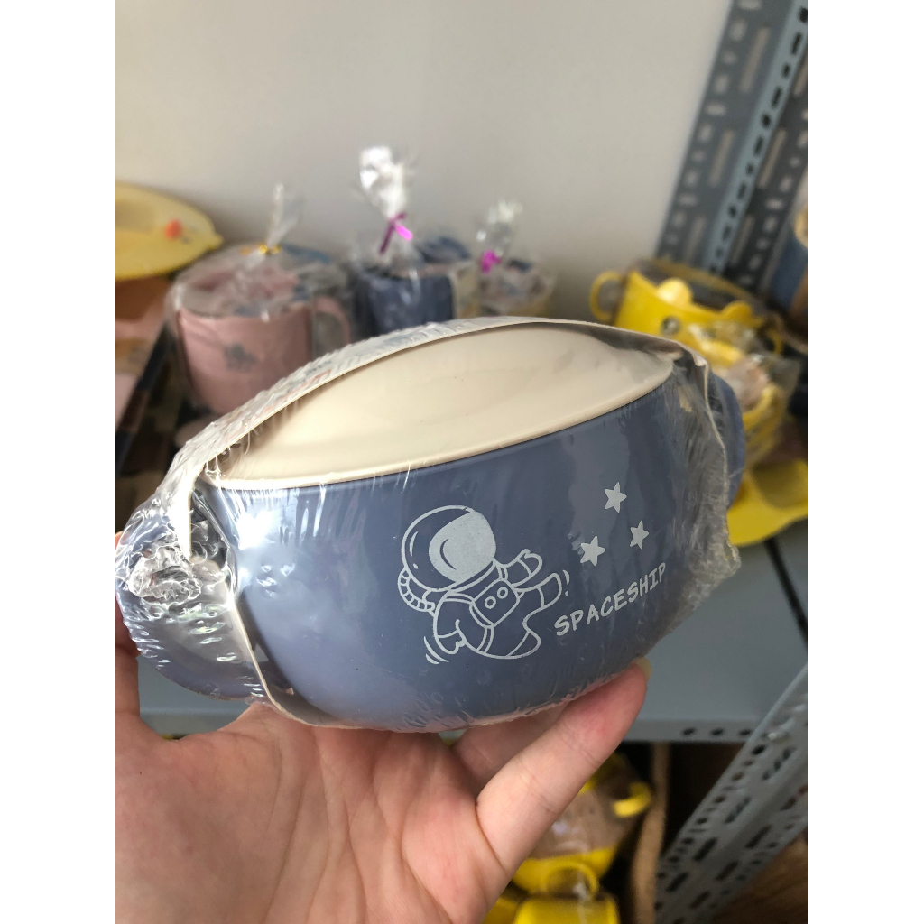 Tô ăn dặm cho bé dĩa bay dễ thương nhựa PP có nắp đậy và quai cầm 6543