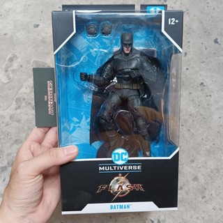 Mô hình McFarlane Batman Snyderverse có sẵn