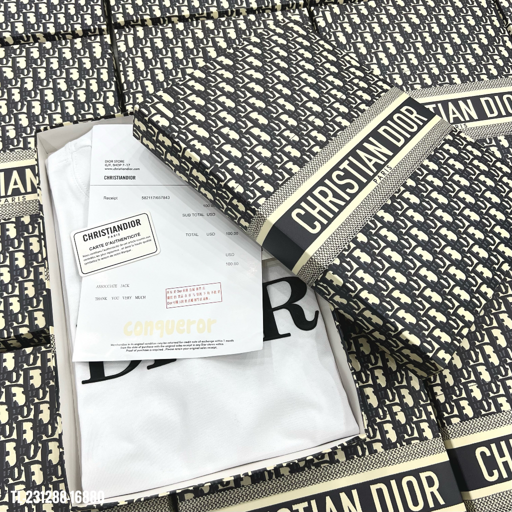 🔥Hot🔥Full box + bill tem mác tất cả các hàng New 2023