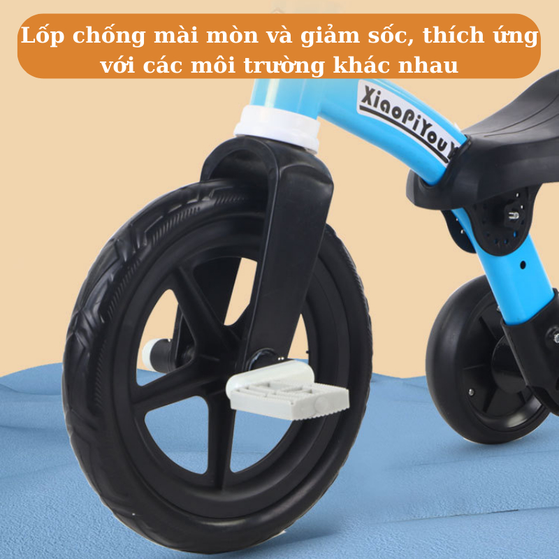 Xe chòi chân cho bé Babychic đa năng có thể điều chỉnh yên xe và bánh xe sau, giữ thăng bằng tốt