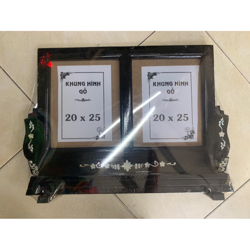 Khung hình thờ đôi