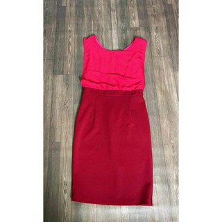 Đầm đỏ Size M mới trên 90%