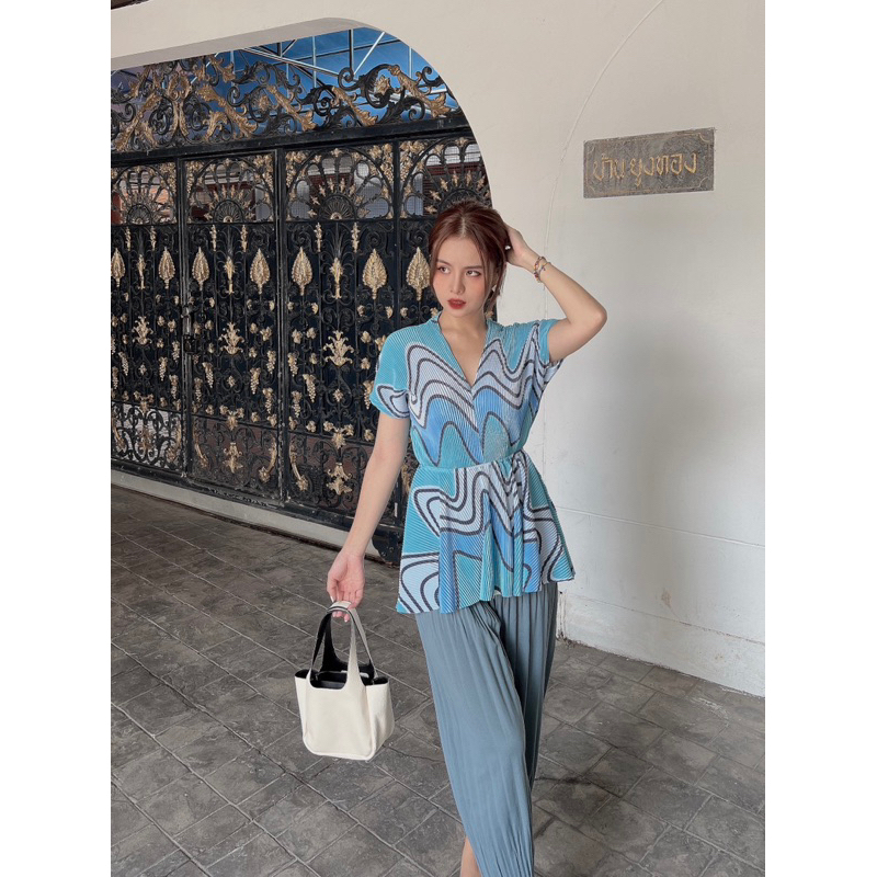 Áo dập ly thái sắc màu