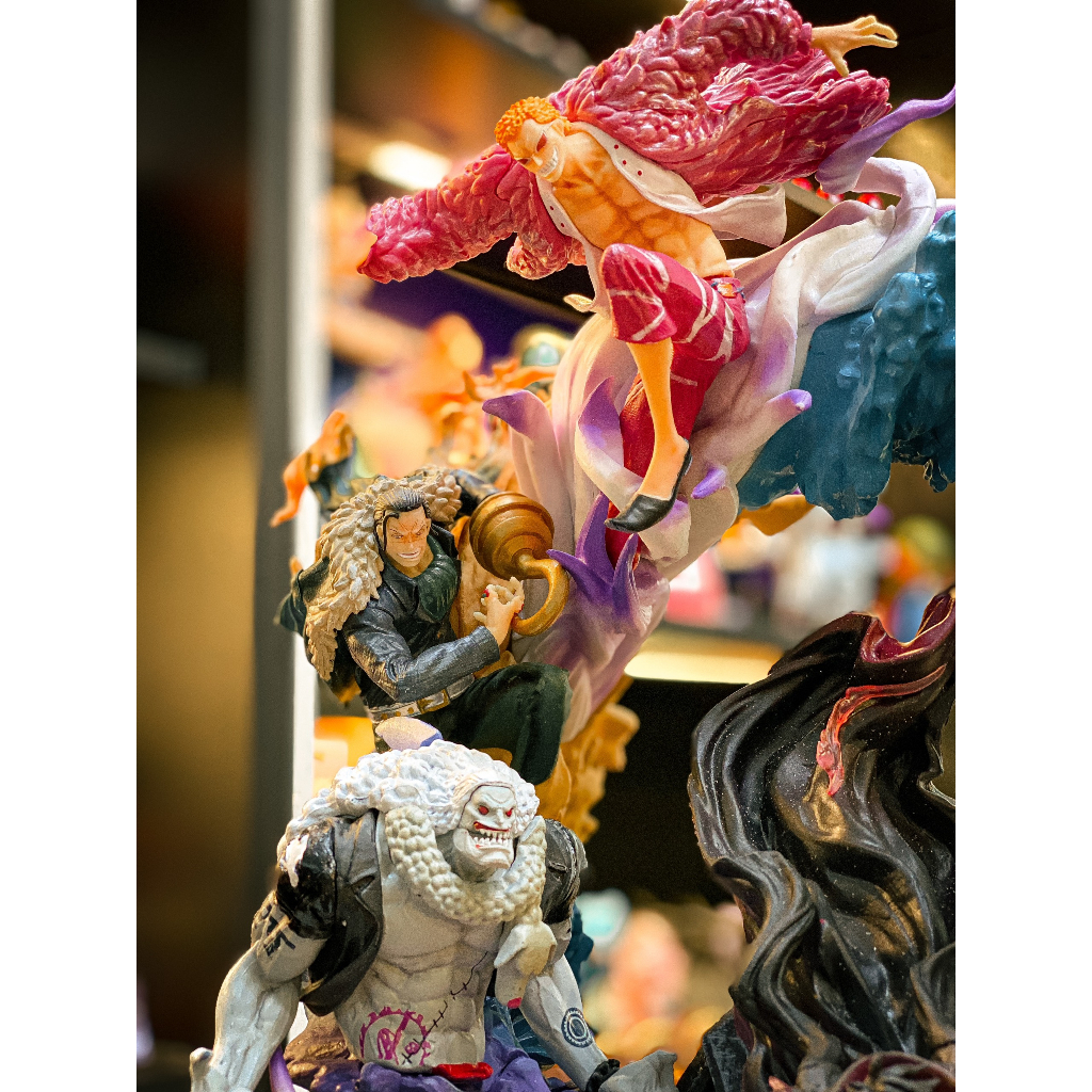 Mô hình Lufy Throne và các nhân vật phản diện trong One Piece Đảo Hải Tặc