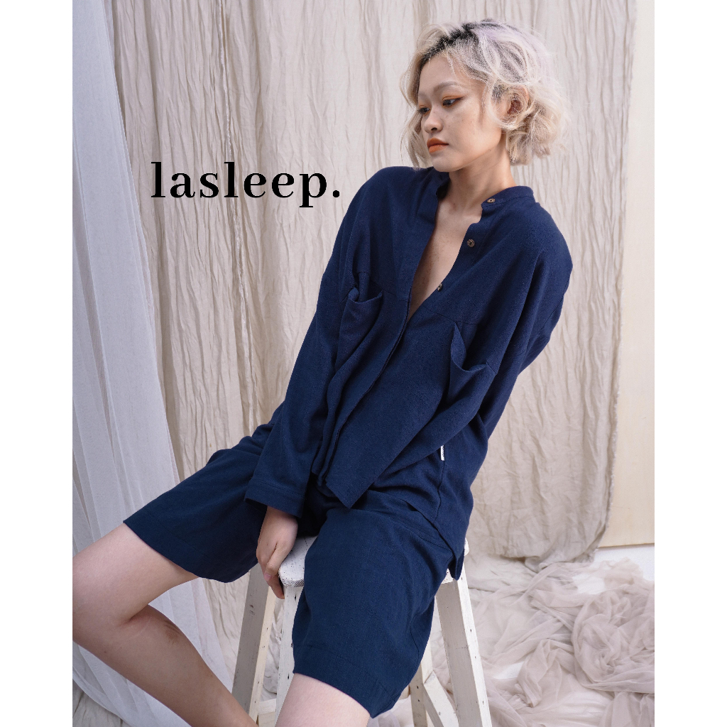 Set Lửng Cá Tính Unisex nam-nữ style minimal “Khò” Xanh Navy Linen Cao Cấp - Lasleep.
