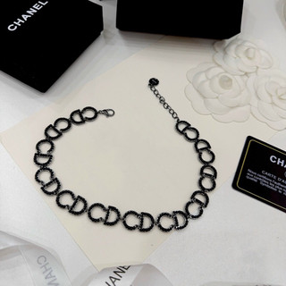 Vòng cổ / choker hãng đá đen sang chảnh