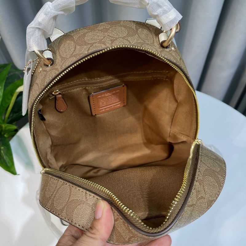 BA LÔ C0ACH JORDYN BACKPACK Mẫu đơn giản dễ sử dụng