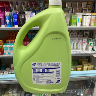 Nước lau sàn can Sunlight 3,6kg (3,58L)