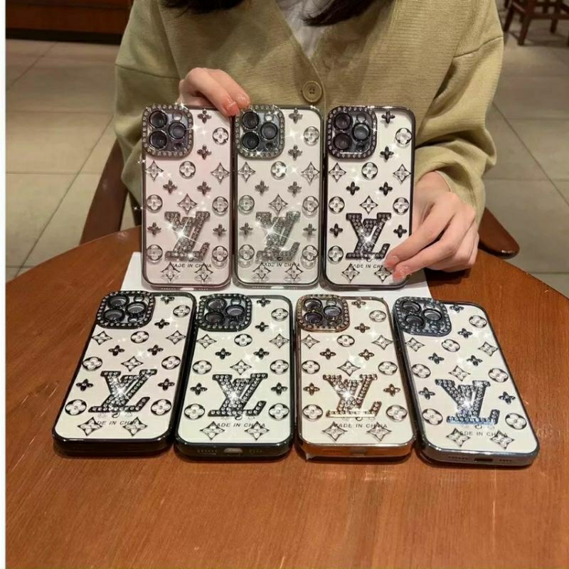 ỐP lưng LV vành cam Đính đá cho Iphone 15 PRO MAX ,13,13,11 ,xs max ,14 , 14 Plus, 14 Pro,14 Pro max sang chảnh lấp lánh