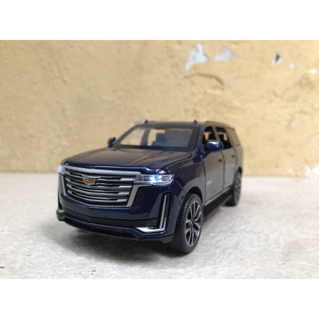 Mô hình xe SUV Cadillac Escalade 2023- 1:32