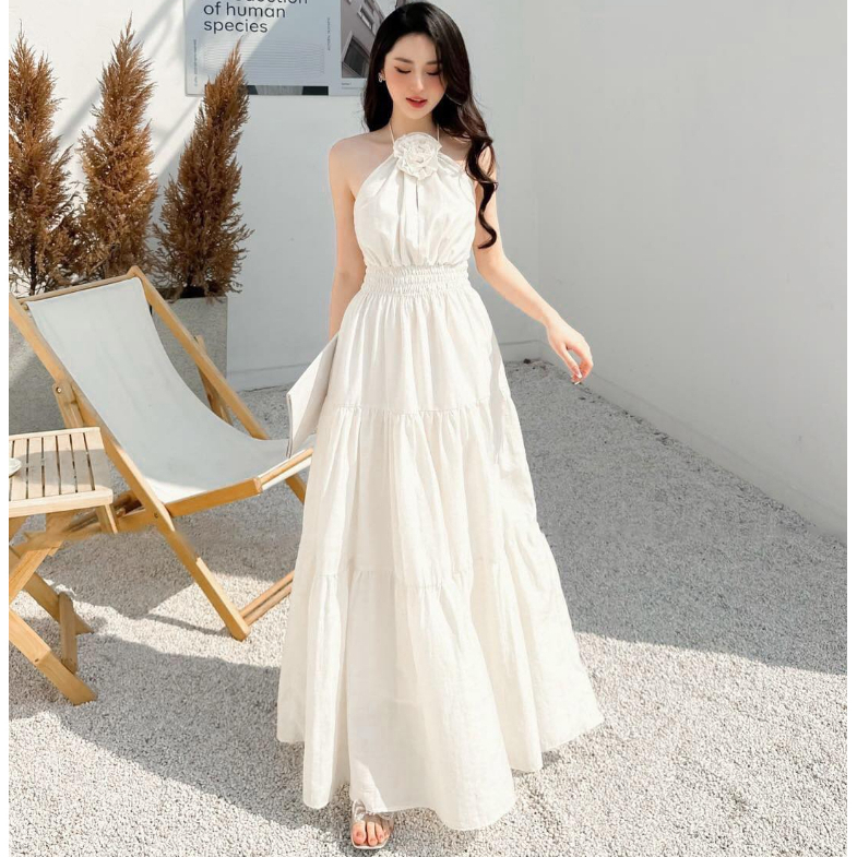 Đầm maxi xòe nhiều tầng bo thun tôn vòng eo cổ yếm hở lưng kèm tag hoa