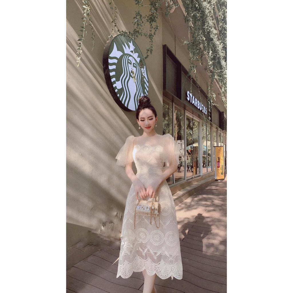 Khâu  Ren truca màu kem sang chảnh