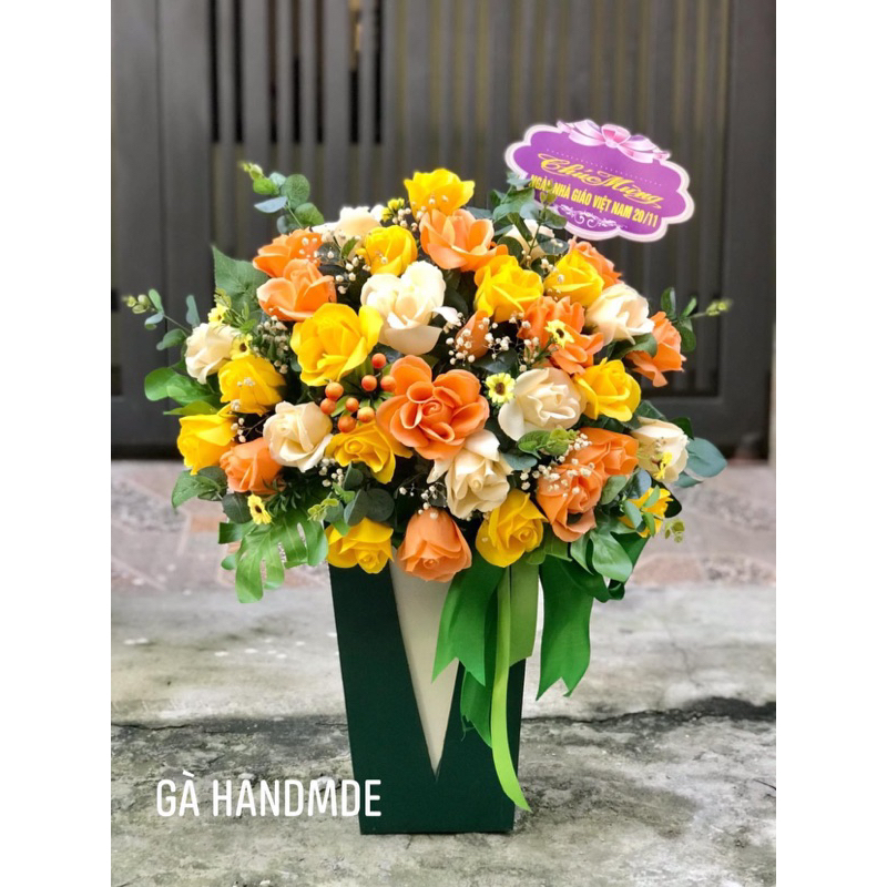 Lẵng hoa sáp thơm chúc mừng sinh nhật, ngày 22/12, 20/10,20/11, 8/3 khai trương, kỷ niệm, tri ân... shop hoa Gà handmade
