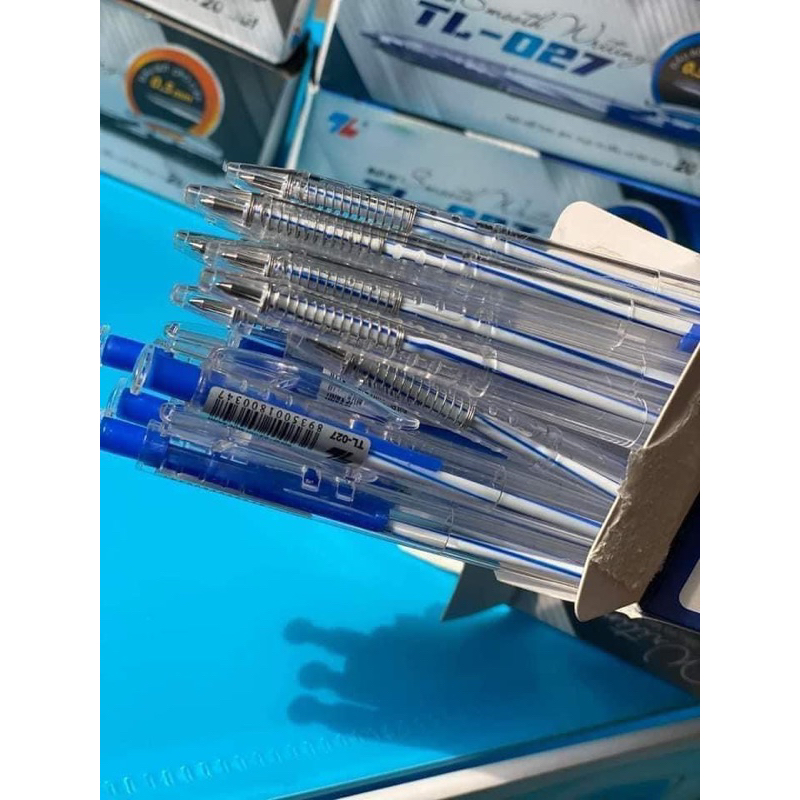 Hộp 20 cây bút bi màu xanh Thiên Long