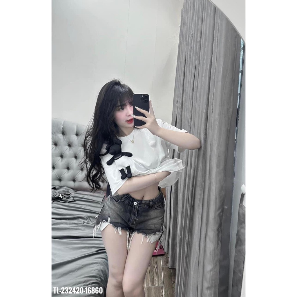 Áo Thun Nam Nữ Túi Ngực Kẹp Gấu Bông Unisex Chất Vải Cotton 100% | BigBuy360 - bigbuy360.vn