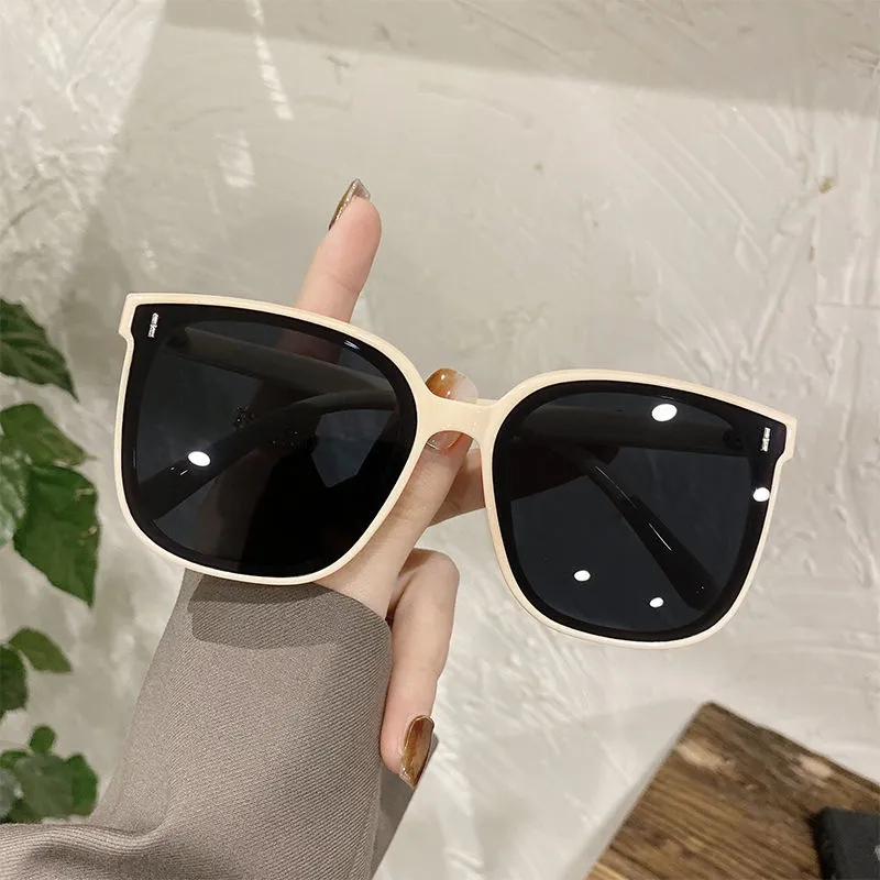 Kính mát MOYENNE kính râm vuông tròng kính lớn chống tia uv màu đen trắng nam nữ