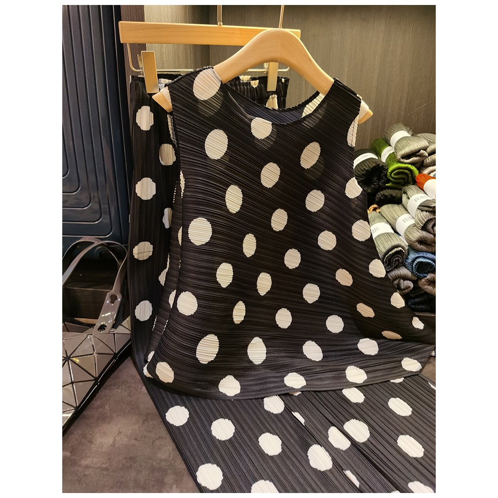 ÁO QUẦN LÒ XO HỌA TIẾT CHẤM BI CAO CẤP, Áó cọc tay cùng quần dài tôn dáng với lưng chun sang trọng