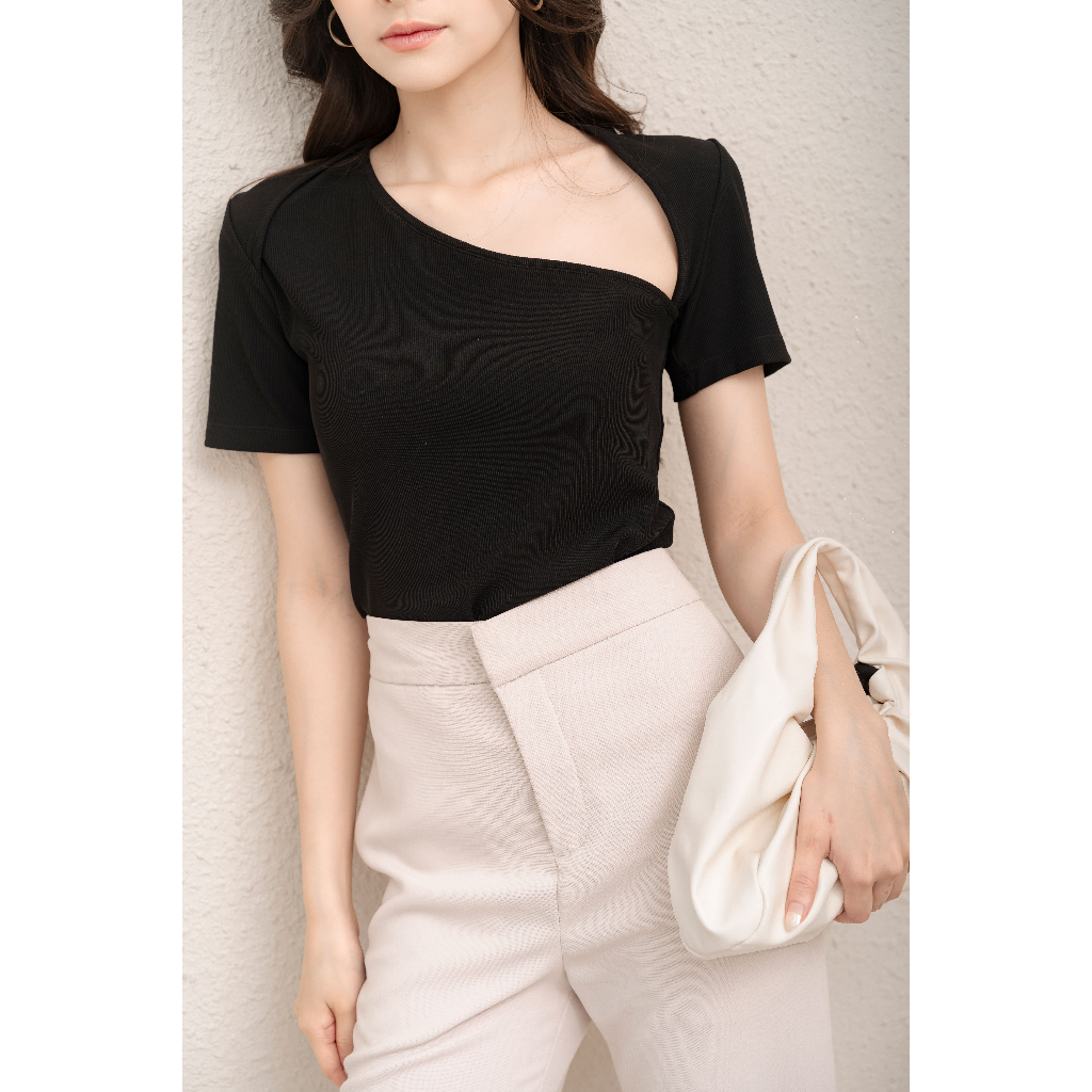 Áo thun nữ ngắn tay thiết kế cut out tinh tế Katy Top by DAO Concept