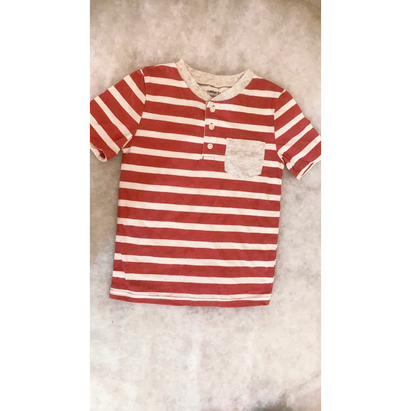 Áo ngắn tay Ca,rter’s xuất dư bé trai 4T 🦌🦌🦌