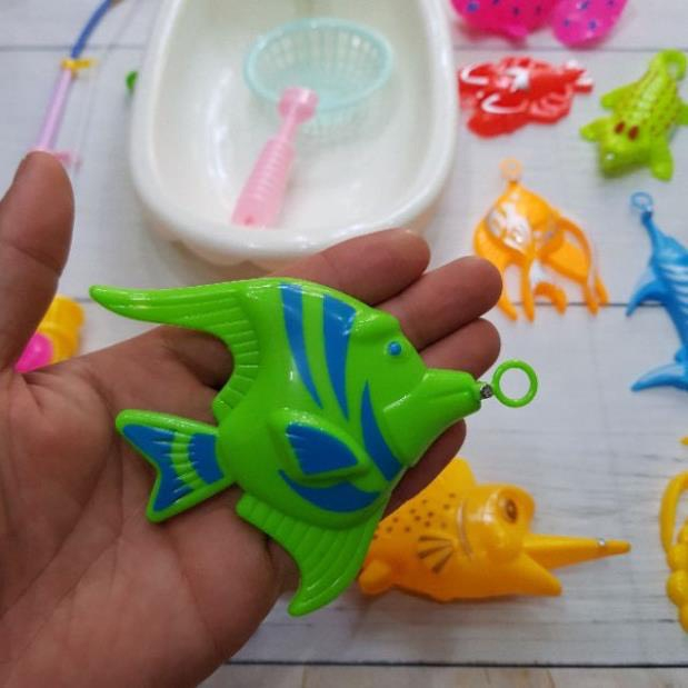 BỘ ĐỒ CHƠI CÂU CÁ NÂM CHÂM CẦN RÚT