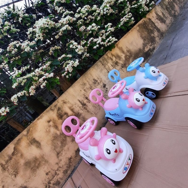 Xe chòi chân thỏ xinh có đèn có nhạc dễ thương cho bé
