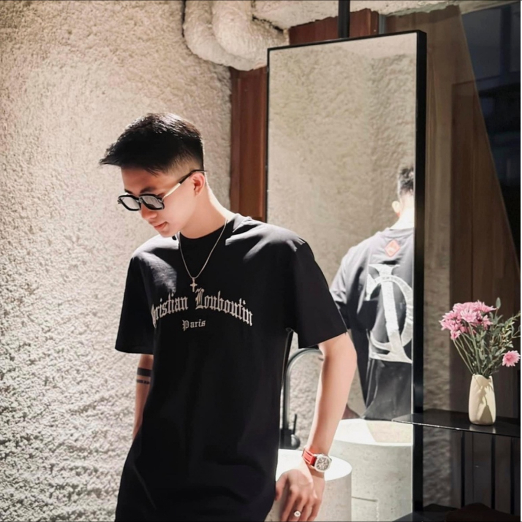 Áo Thun Kim Tuyến LOUBOUTIN Form Rộng Unisex Nam Nữ | BigBuy360 - bigbuy360.vn