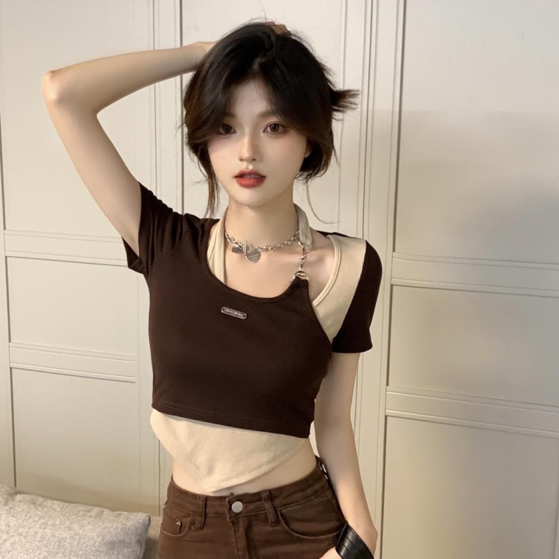 Áo croptop phối màu cực xinh