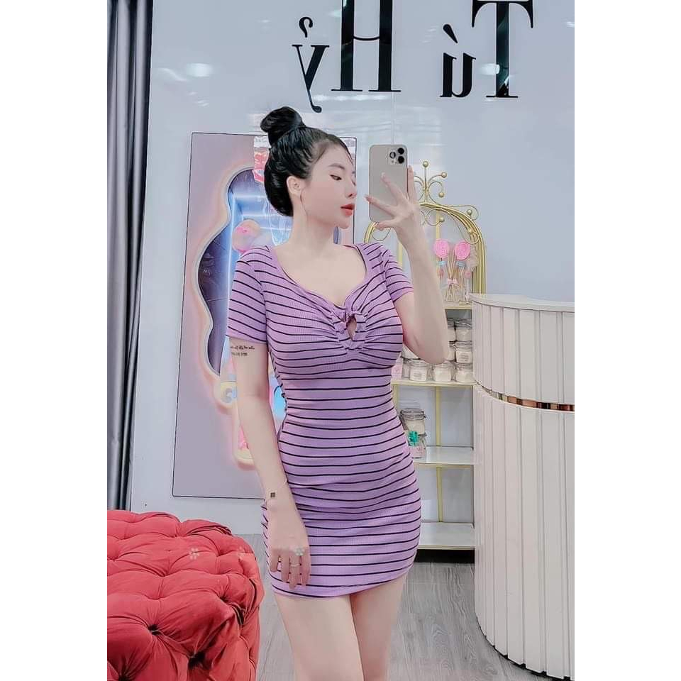 Đầm body cổ vuông nút cài ngực phom ngắn chất thun gân co giãn thích hợp mặc đi tiệc đi làm đi chơi