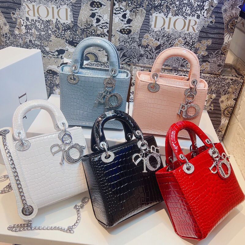 Túi da vân quai xách màu hồng