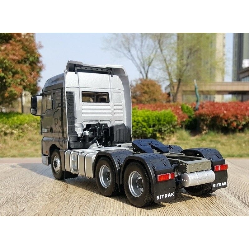 Mô hình xe Đầu kéo HoWo C9H hợp kim 1:24