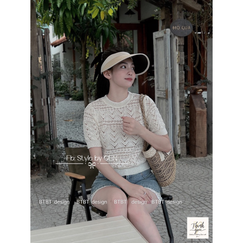 ÁO LEN MONGTOGHI MÀU KEM HỌA TIẾT RĂNG CƯA SANG CHẢNH