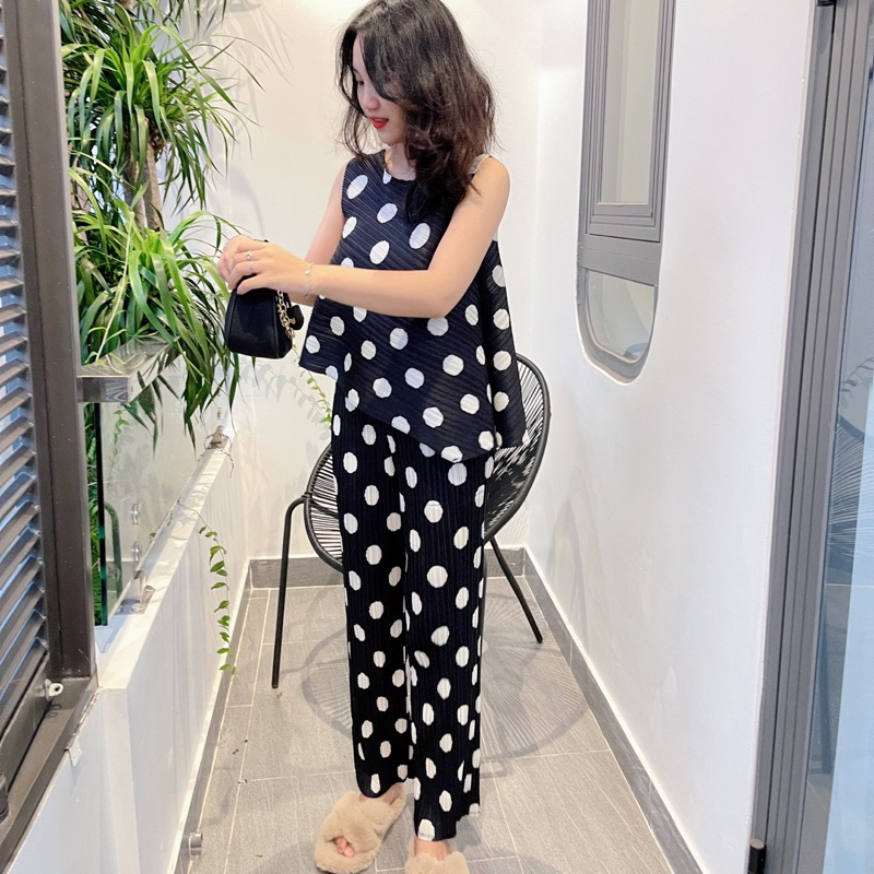 ÁO QUẦN LÒ XO HỌA TIẾT CHẤM BI CAO CẤP, Áó cọc tay cùng quần dài tôn dáng với lưng chun sang trọng