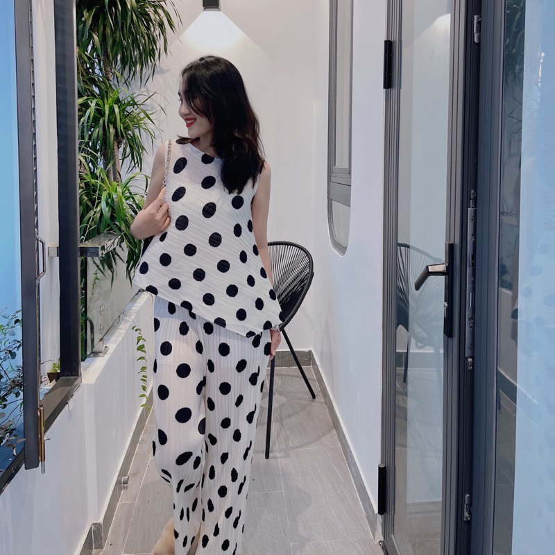 ÁO QUẦN LÒ XO HỌA TIẾT CHẤM BI CAO CẤP, Áó cọc tay cùng quần dài tôn dáng với lưng chun sang trọng