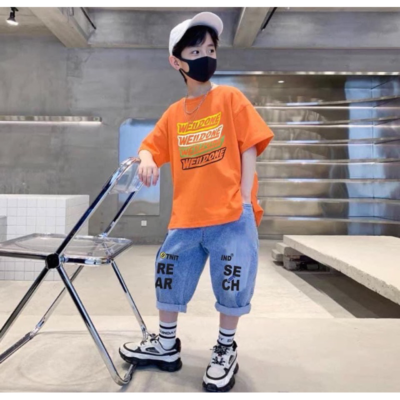 Set jean hàng Sumikids in chữ cho bé trai