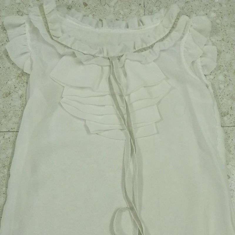 Áo voan trắng xinh