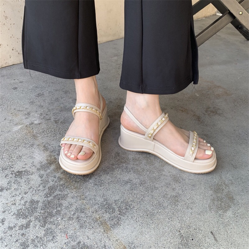 Sandal đế bánh mì quai đan dây xích cao 5cm