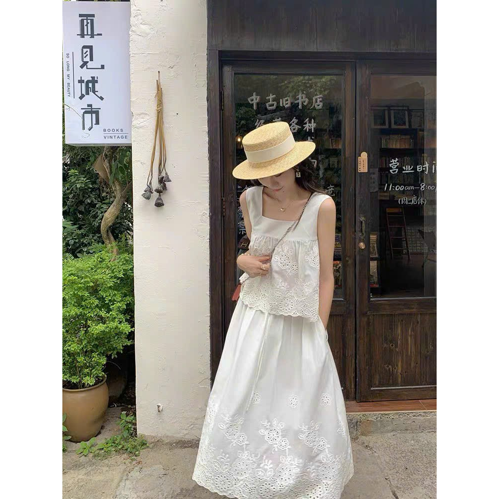 Set áo babydoll 2 dây hoa thêu mix chân váy dài