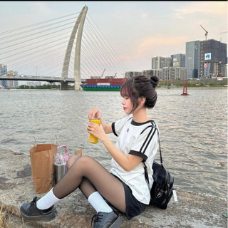 áo chữ B new trend