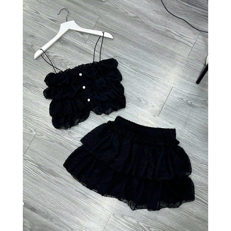 Sét áo hoa dây đính nút phôid chân váy ngắn xếp tầng