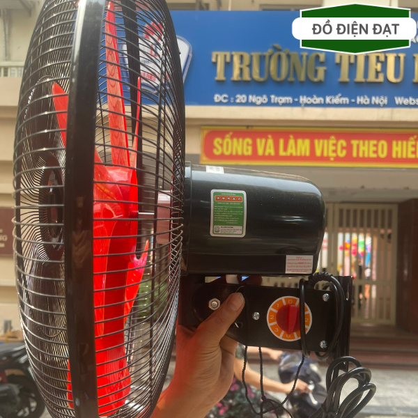 Quạt treo tường công nghiệp Lifan T-18CH, 2 dây giật, Hàng chính hãng, Bảo hành 12 tháng.