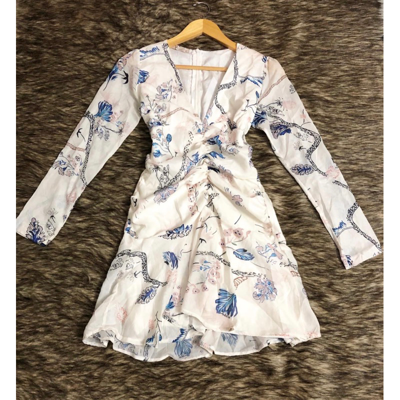jumpsuit hoa tay dài nhún thân phối đuôi cá chất voan tơ mới 90% - thanh lý pass váy 2hand