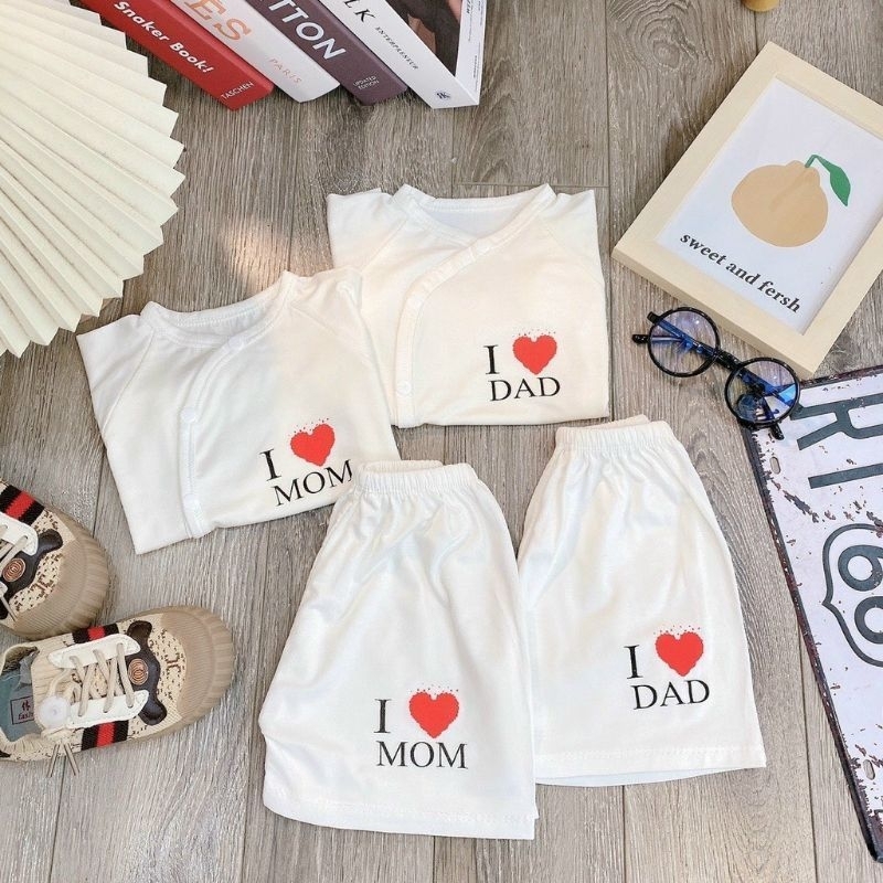 Bộ Quần Áo Trắng DAD MUM Chất Thun Lạnh Mềm Mát Tặng Kèm Mũ Cho Bé Yêu