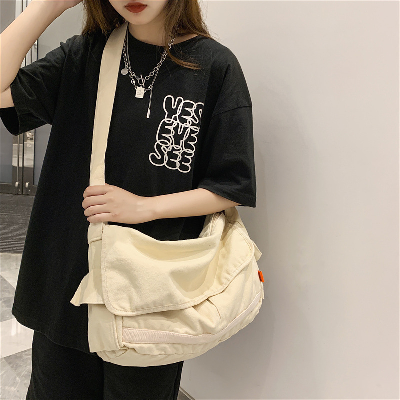 TÚI ĐEO CHÉO CANVAS HÌNH BAO THƯ CỠ LỚN