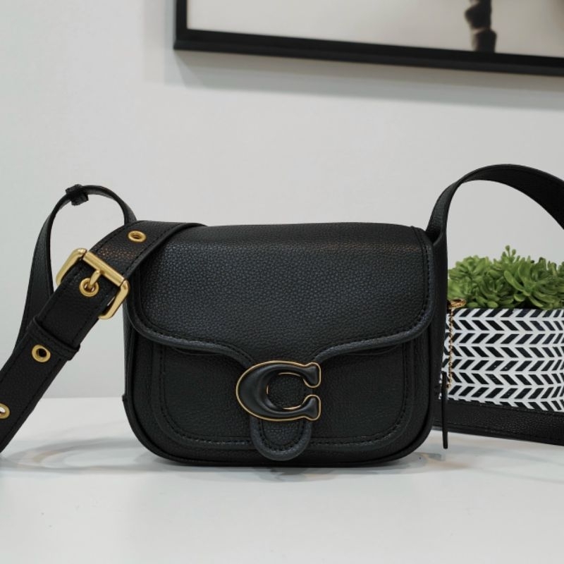 Túi C0ACH®: Tabby Messenger 19 da cao cấp tạo nét thanh lịch, tao nhã