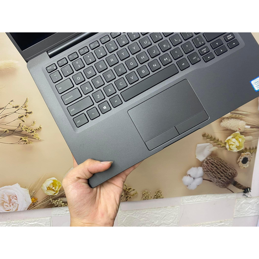 Máy tính Dell Đời Mới Latitude 7400 Core i7 8665U Ram 16G SSD 256 Vân Carbon Mới Cứng 99% Giá Tốt | BigBuy360 - bigbuy360.vn